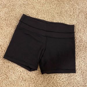 Lululemon 4” Shorts